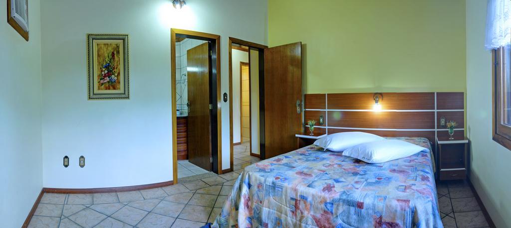 Morada Do Sol Apart Hotel Гаропаба Экстерьер фото